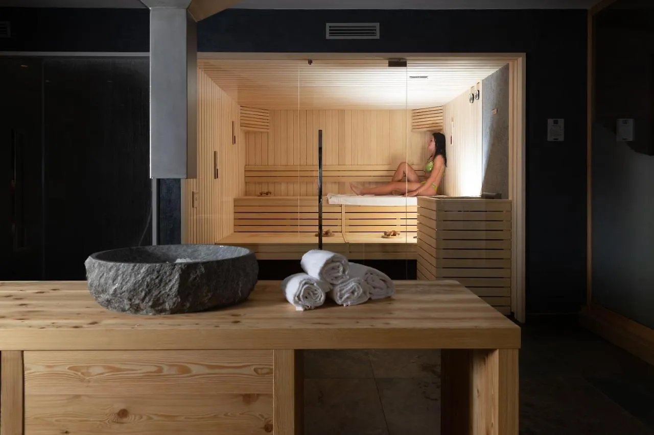 ****  Hotel Li Anta Rossa Livigno Itálie